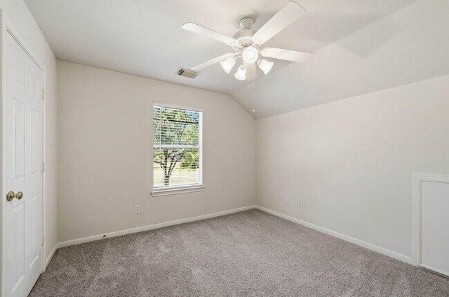 Building Photo - 22314 Ivy Stone Ct