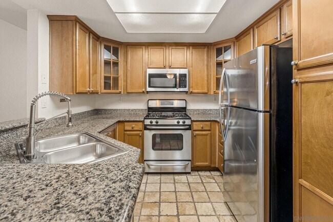 Building Photo - 3877 Pell Pl