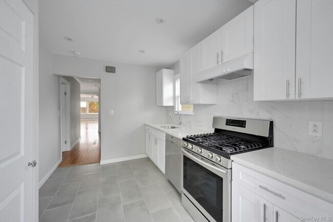 Building Photo - 53 Sterling Ave