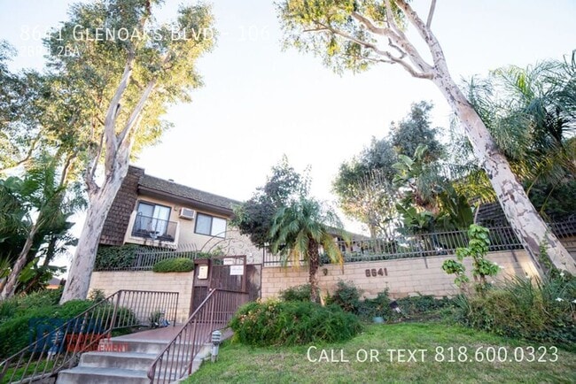 Building Photo - 8641 Glenoaks Blvd