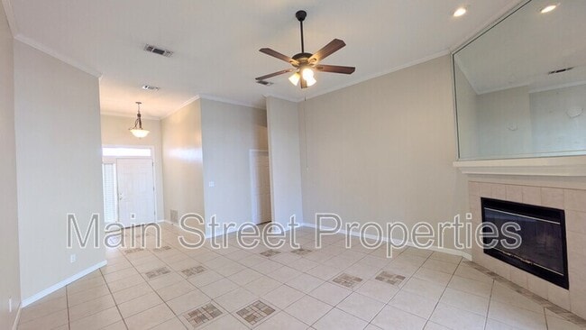 Building Photo - 1612 College Pkwy