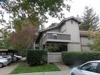 Building Photo - 1544 Bailey Rd