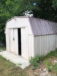 Building Photo - 3 Bed 1 Bath Home | Pet Friendly | Washer ...