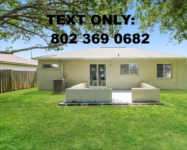 Building Photo - 1114 Blufield Ave