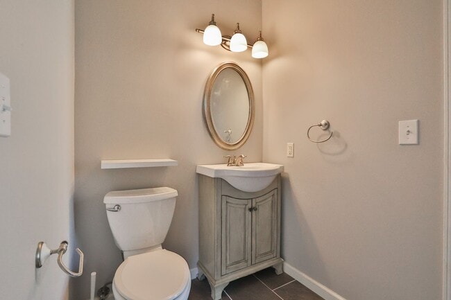 Building Photo - 3 Bedroom, 2 Bath House in Edwardsville