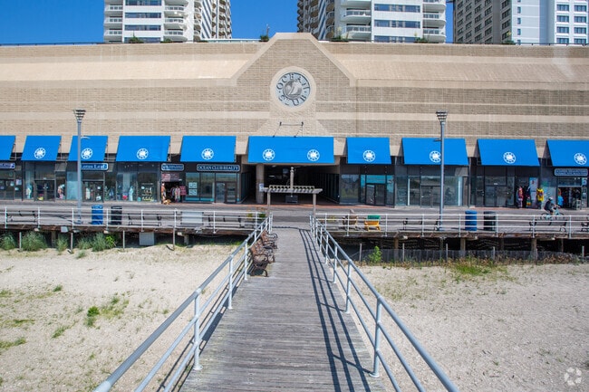 Building Photo - Ocean Club Condos