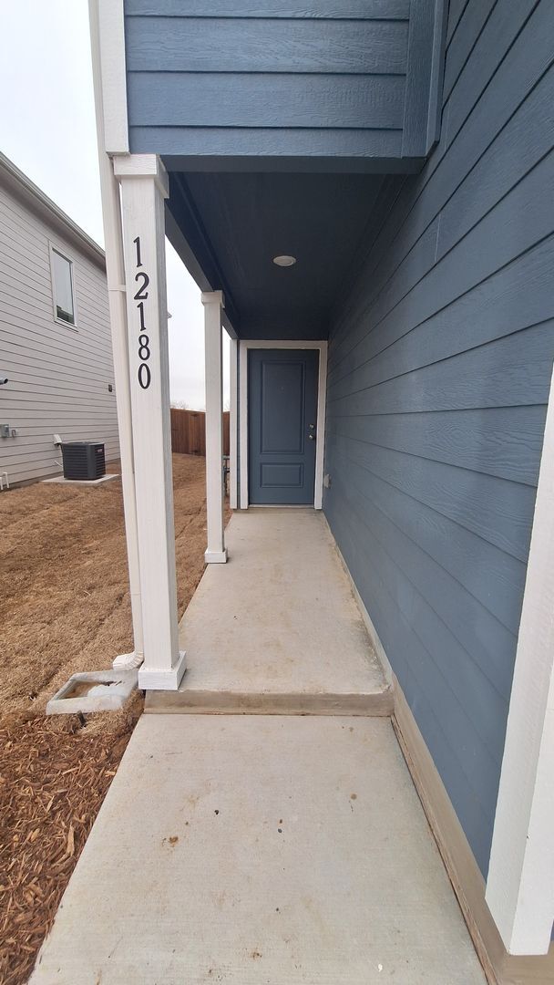 Building Photo - NEWLY BUILT 4 bedroom 2.5 Bath Single *1.5...