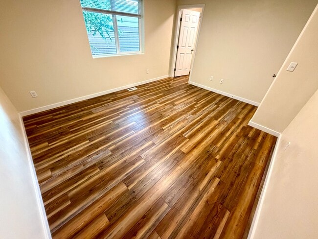Building Photo - 611 Wilder Ave