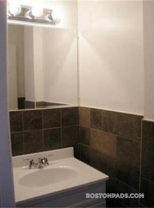 Building Photo - 289 Chelsea St