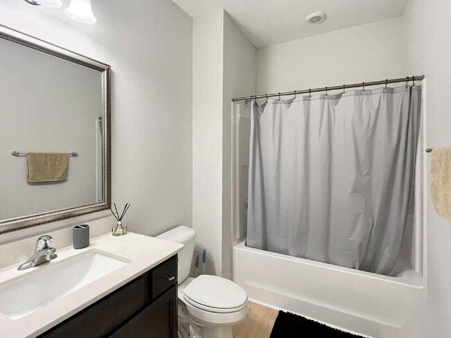 Building Photo - 44 Jazz Dr