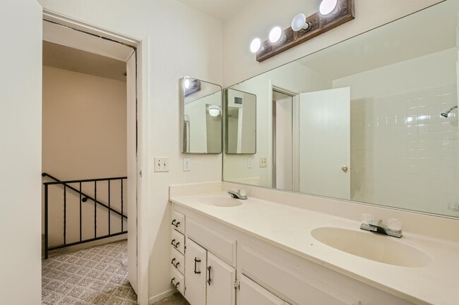 Building Photo - 5957 Vegas Dr