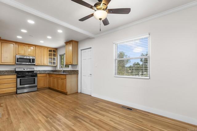 Building Photo - 7287 Blackton Dr