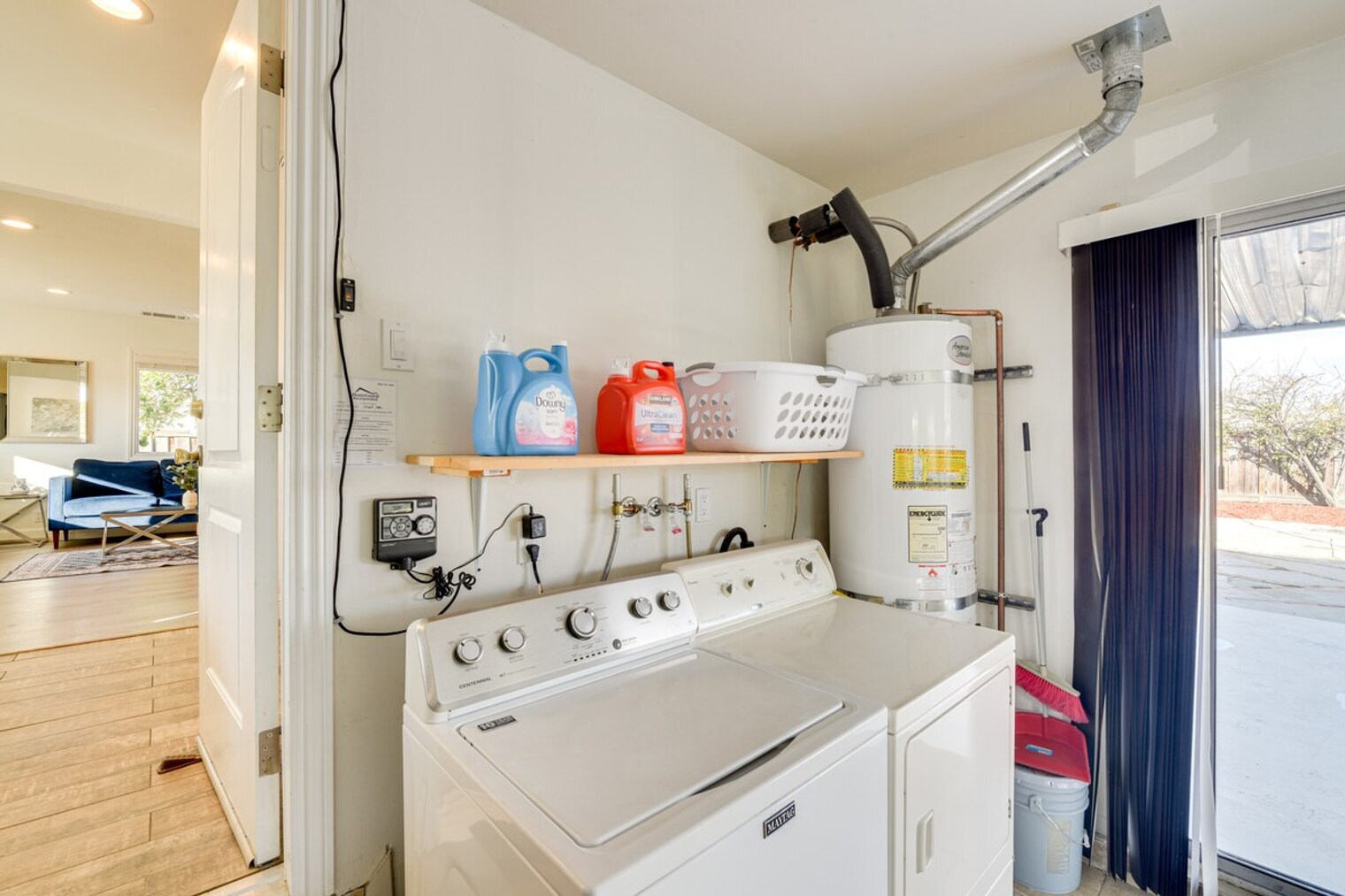 Building Photo - 4615 Armour Dr