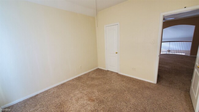 Building Photo - 4 br, 3.5 bath House - 1229 Tralee Lane