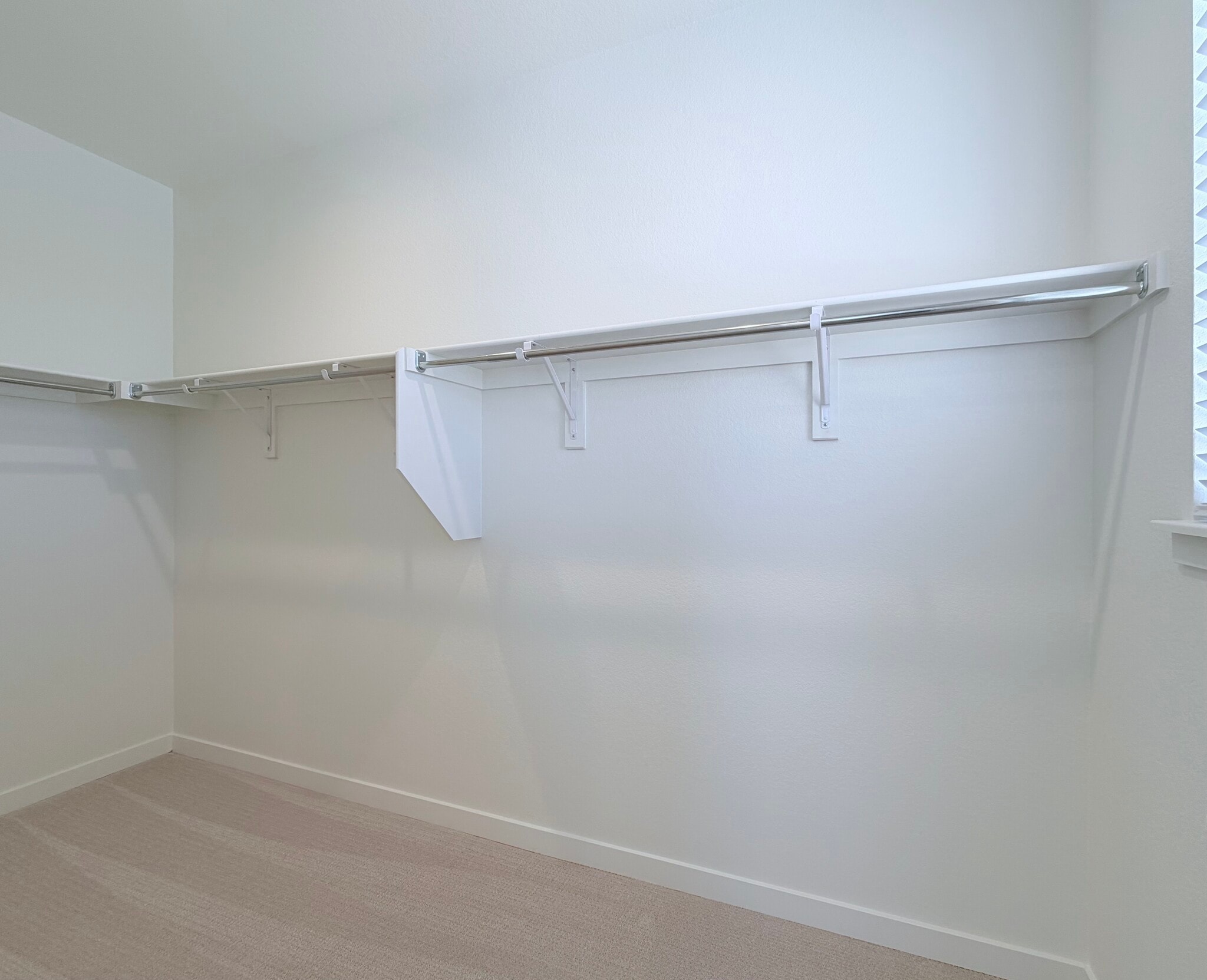 Building Photo - 4050 Ascend Grv