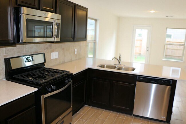 Building Photo - 19439 Archer Glen Dr