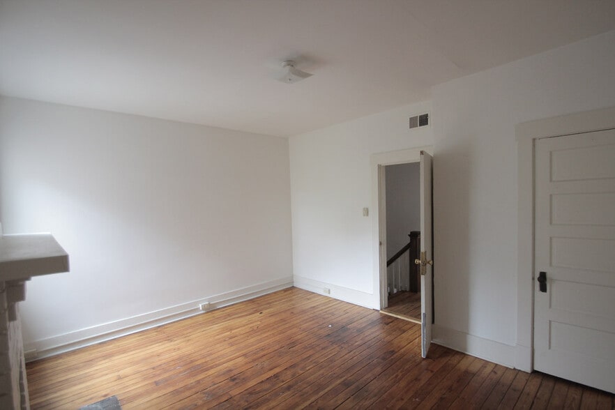 Building Photo - 126 S Trenton Ave