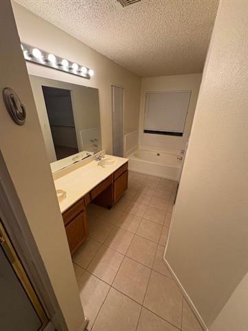 Building Photo - 7814 Estates Way