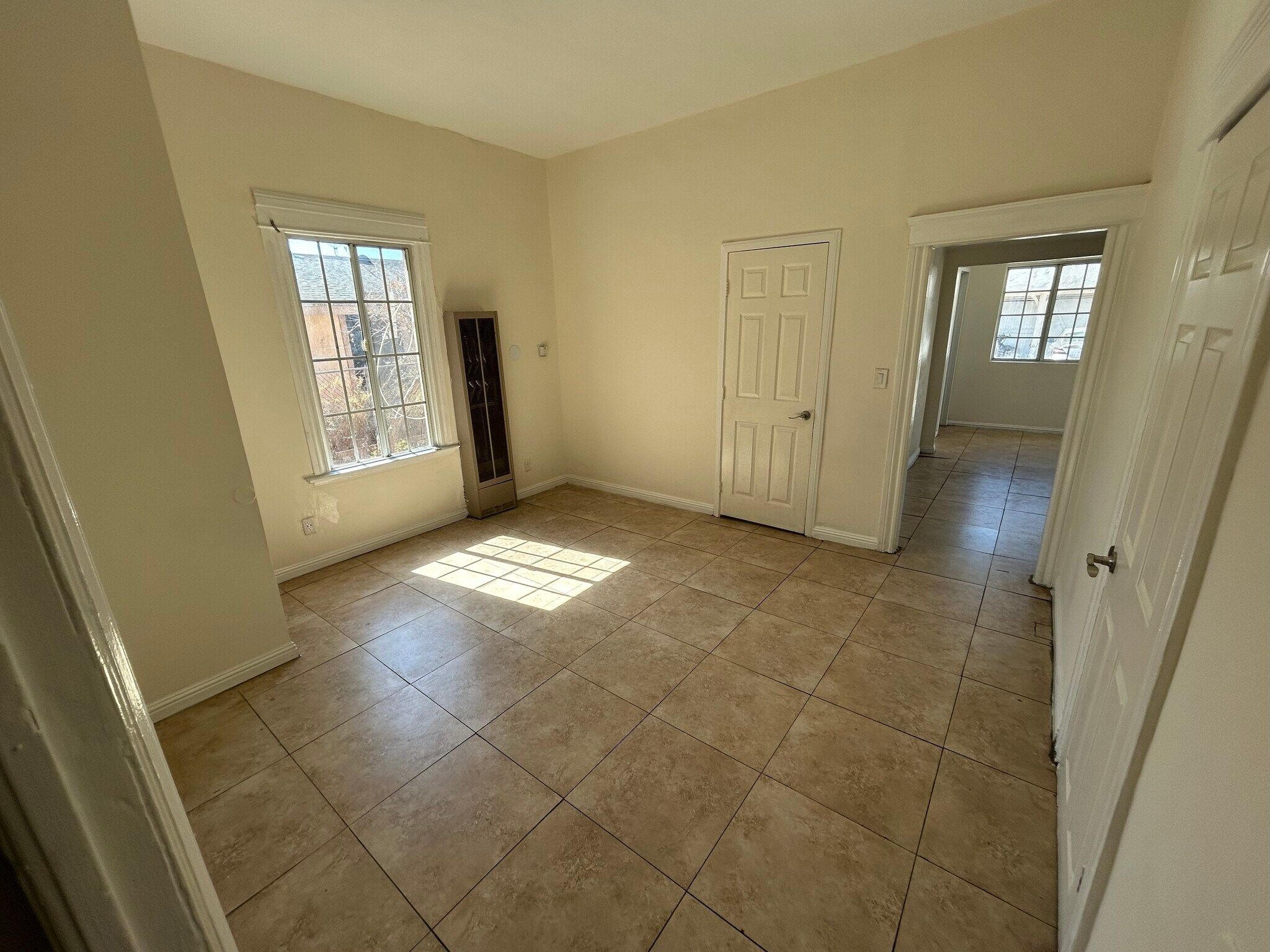 Building Photo - 4221 S Olive St