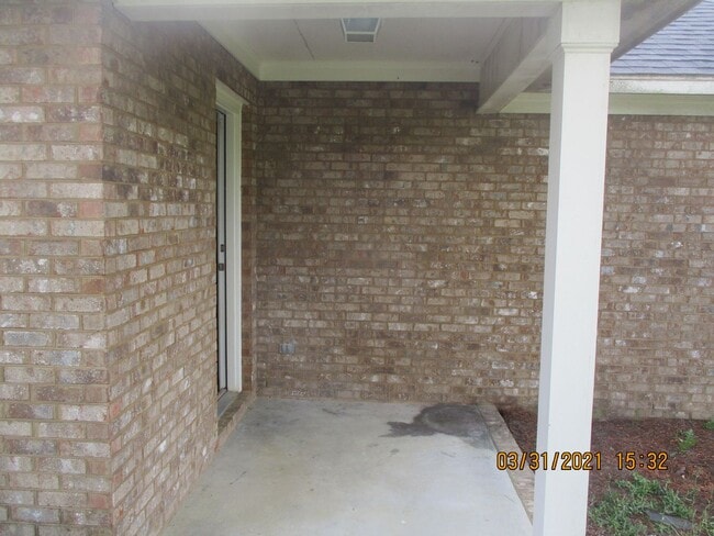 Building Photo - 127 Magnolia Ct