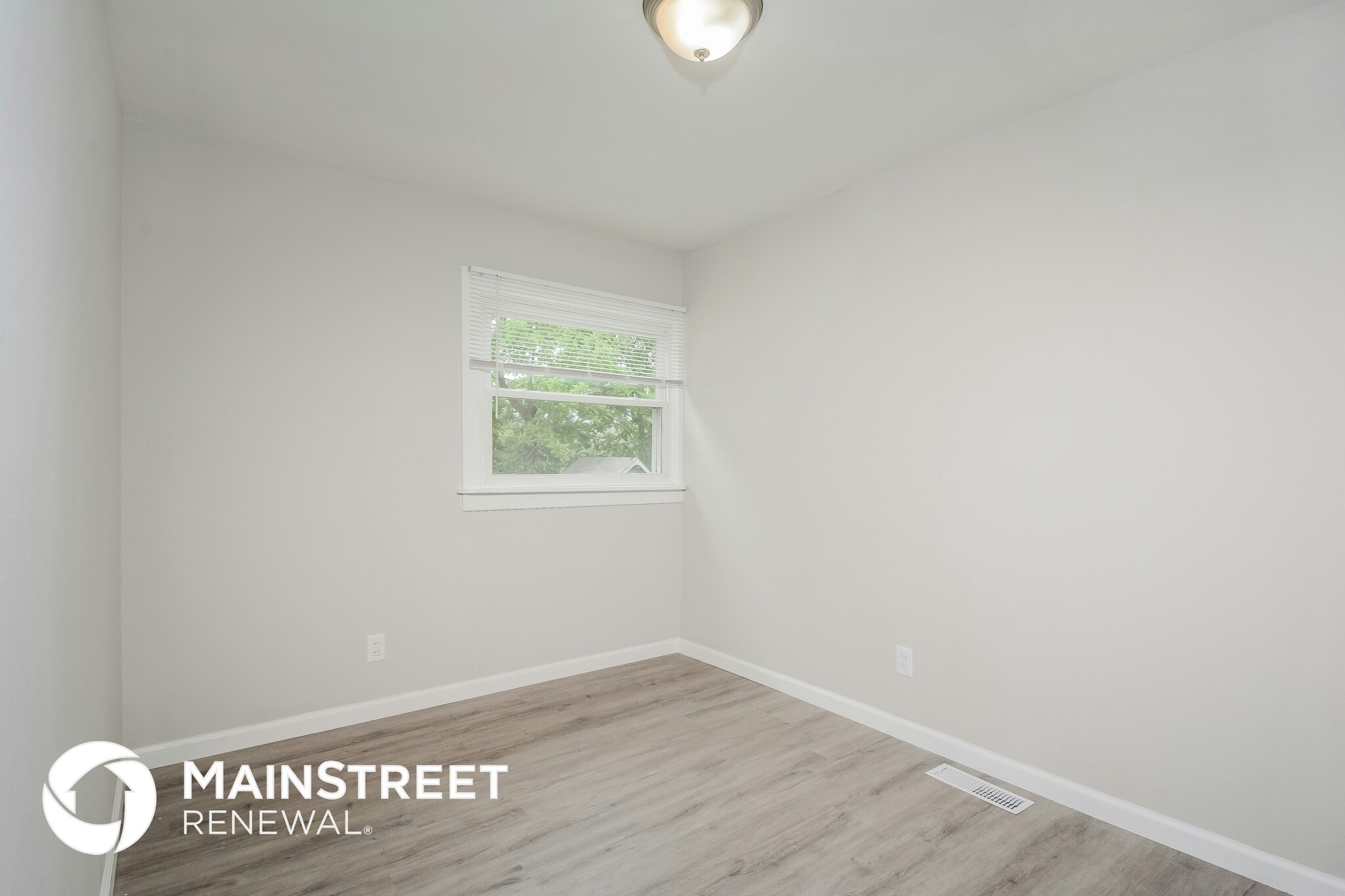 Building Photo - 219 Sadonia Ave