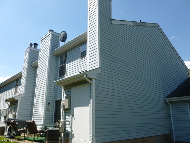 Building Photo - 408 Hawkshead Way
