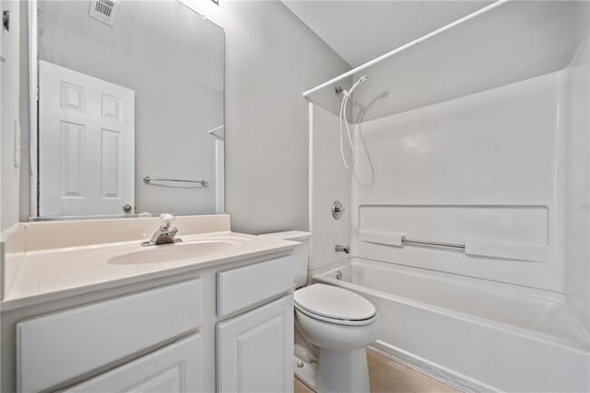 Building Photo - 3206 Hidden Cove Cir NW