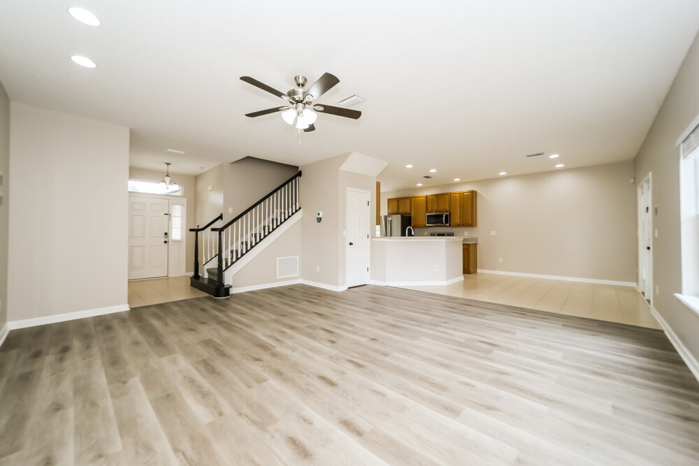 Building Photo - 375 Summercove Cir