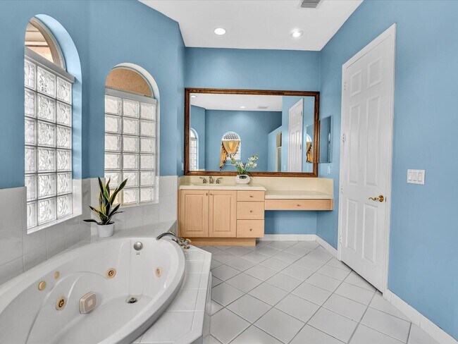 Building Photo - 6614 Marbletree Ln