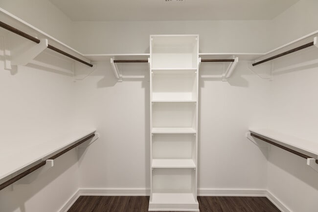 Floorplan J - St. Andrie