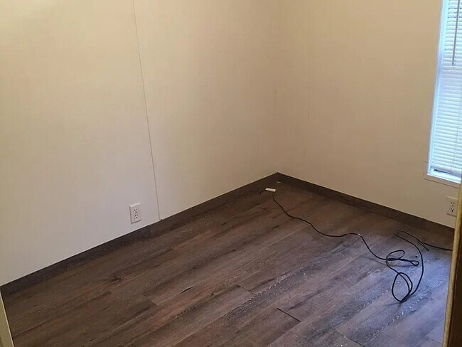 Building Photo - 3938 Reinhardt Village Rd