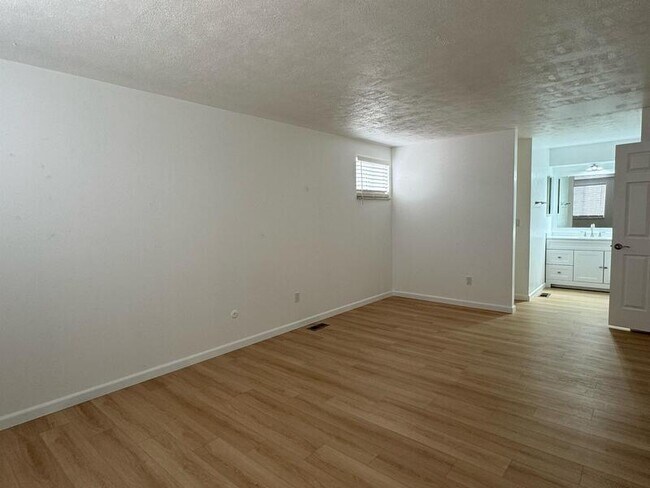 Building Photo - 9781 W Fremont Pl