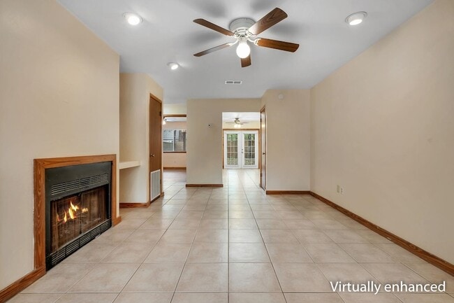 Building Photo - 2008 E Park Ave