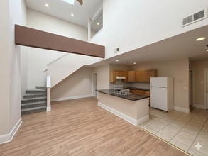 Building Photo - Adams Ave.