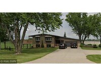 Building Photo - 1141 E Ash St