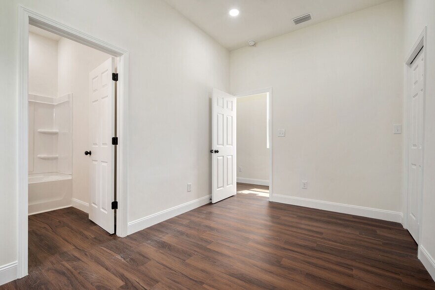 Building Photo - 3475 Denmark Rd