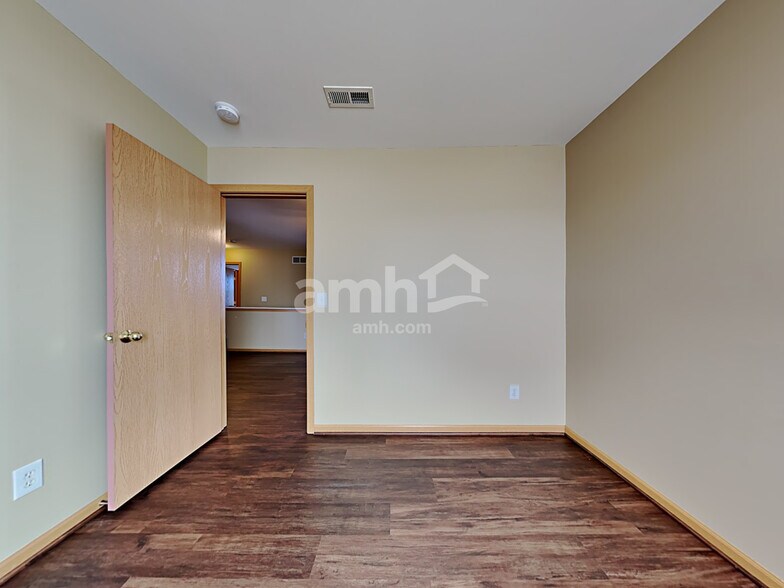 Building Photo - 7808 Hyatts Ln