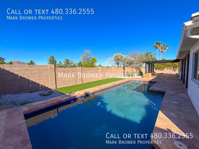 Building Photo - 4416 E Capistrano Ave