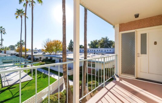 Building Photo - 1231 E Maryland Ave