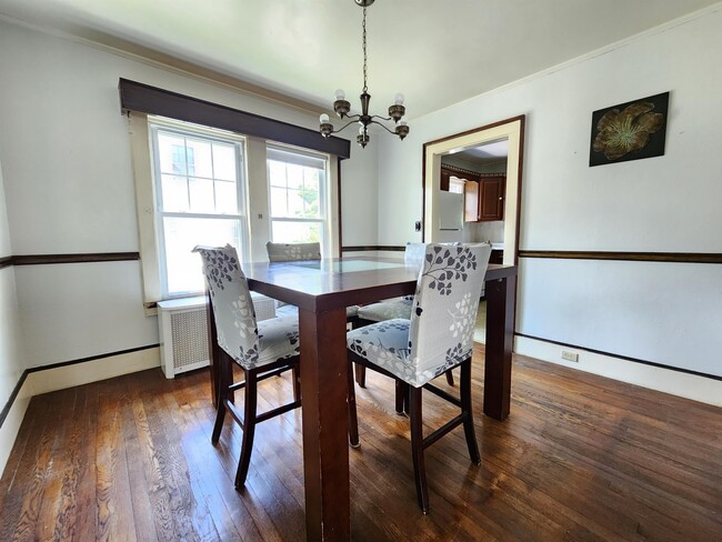 Building Photo - 71 14th St