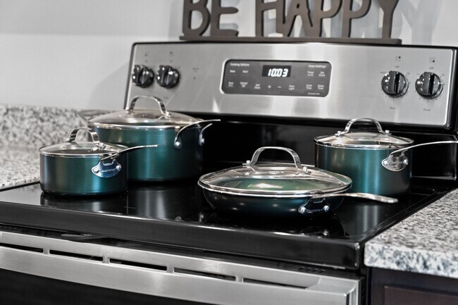 Building Photo - 541 New S Dr