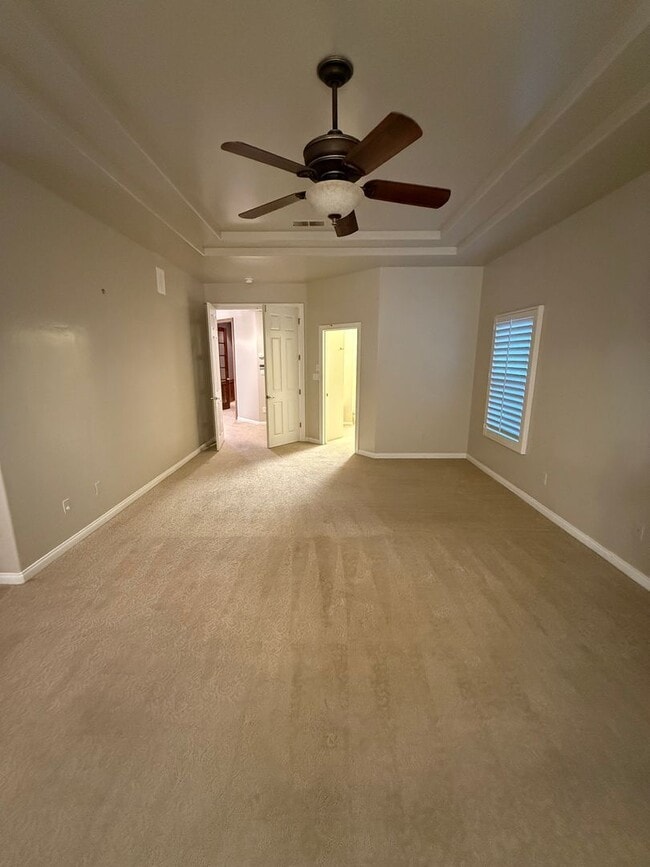 Building Photo - Beautiful 4-Bedroom Home with Office and S...