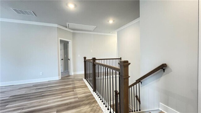 Building Photo - 5343 Milford Dr