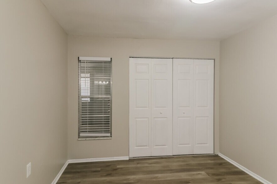 Building Photo - 7521 Como Dr