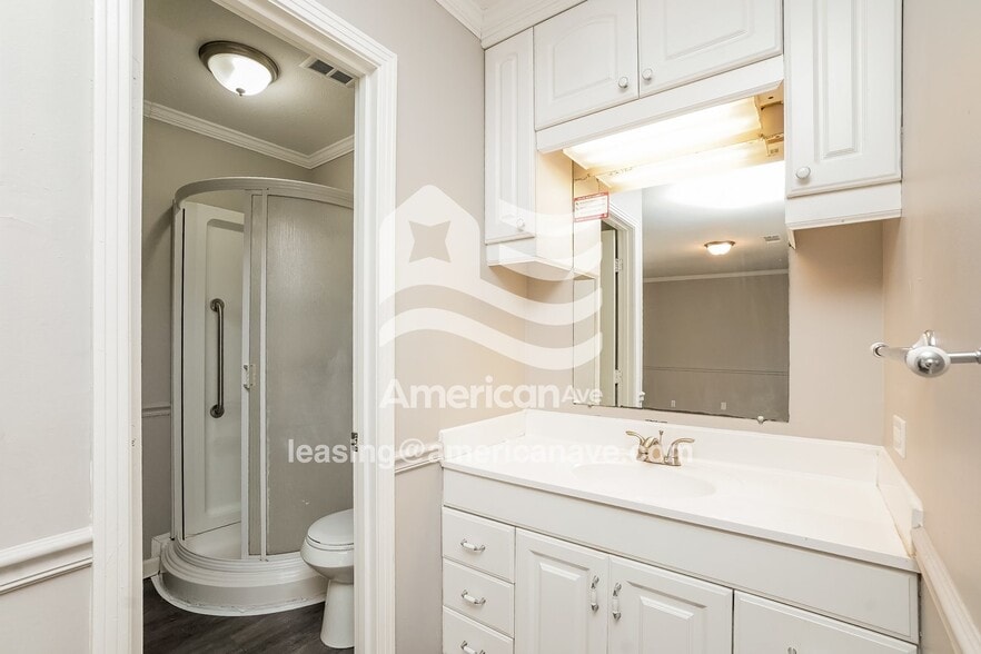 Building Photo - 42 Fox Glen Cir