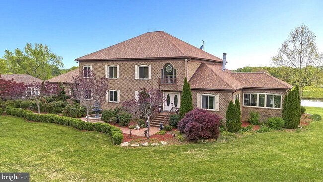 Building Photo - 2277 Poplar Rd