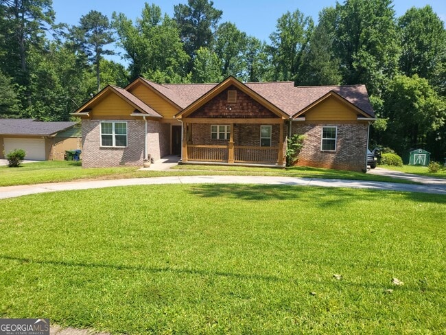 Building Photo - 3873 King Edward Trail SW