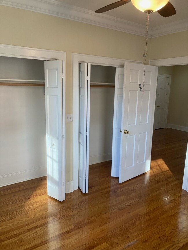 Building Photo - 4414 N Rockwell St