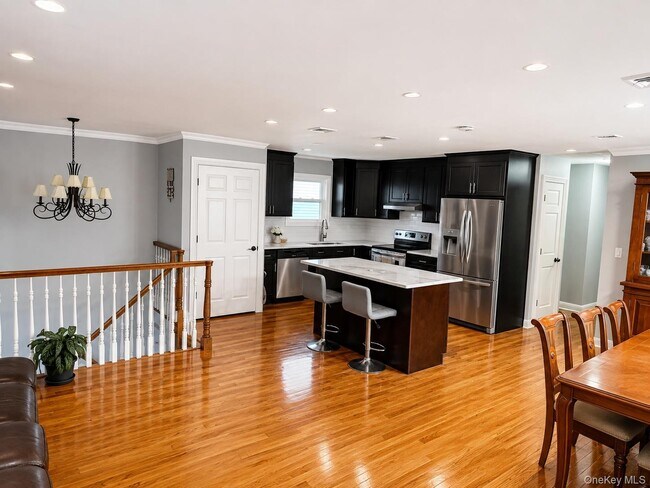 Building Photo - 20 Everit Ave