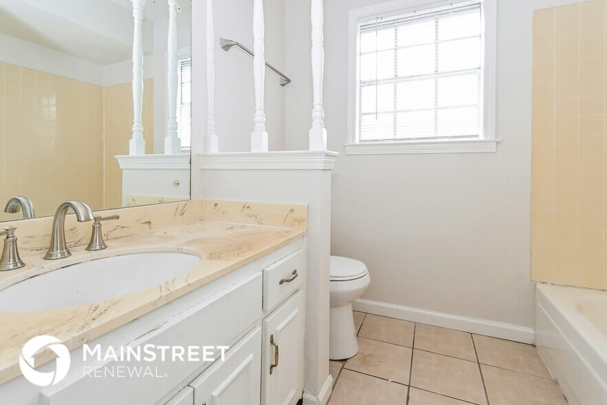 Building Photo - 4491 Grinstead Cove